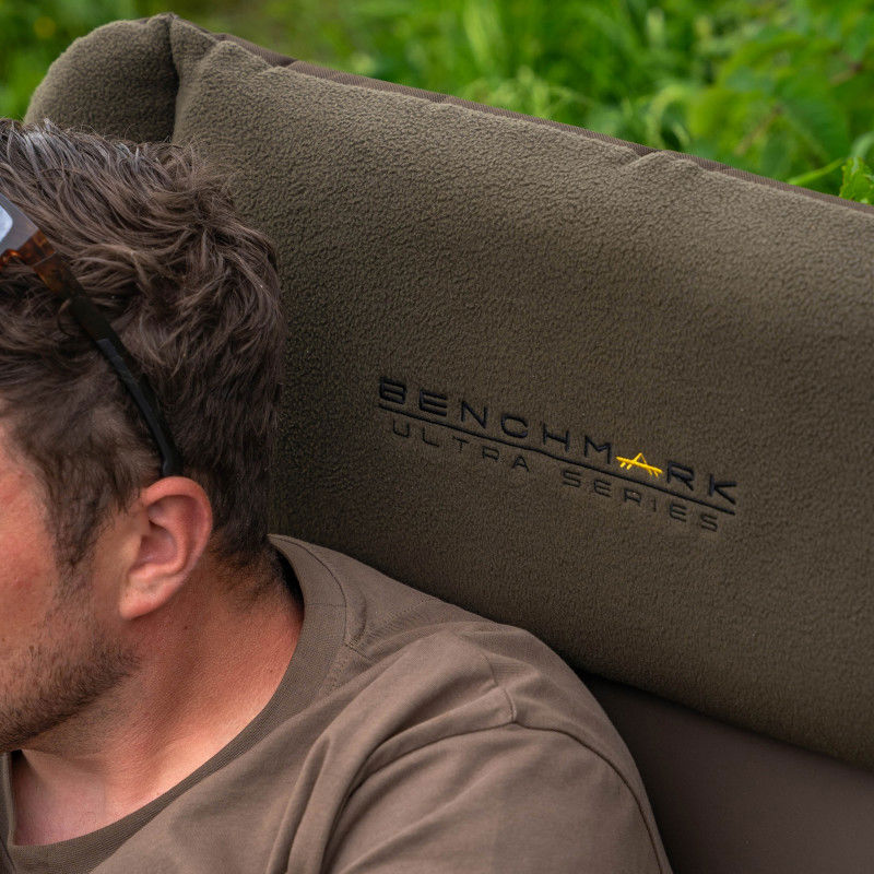 Avid Carp Benchmark Ultra Cozy Chair